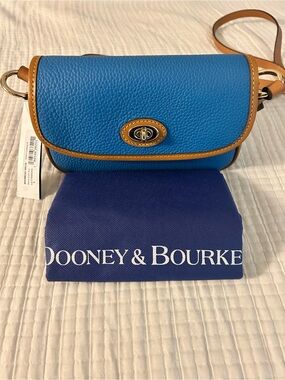 Dooney & Bourke Pebble Grain Turnlock Crossbody 22 in Mediterranean Blue, NWT